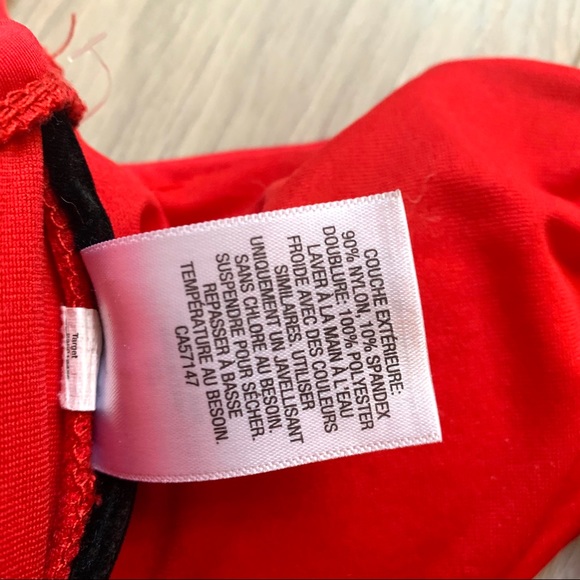 Twisted Bandeau Bikini Top - Picture 4 of 4